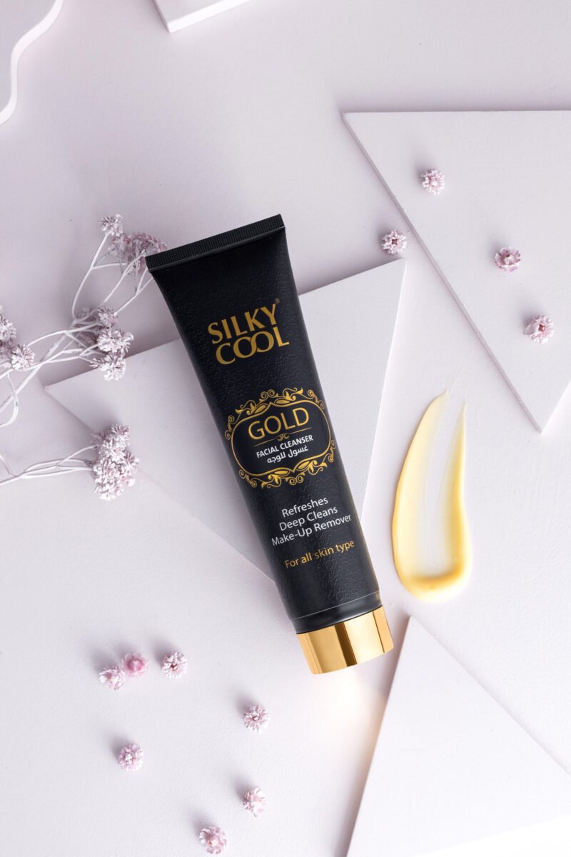 Gold Cleanser 140ml - Image 3